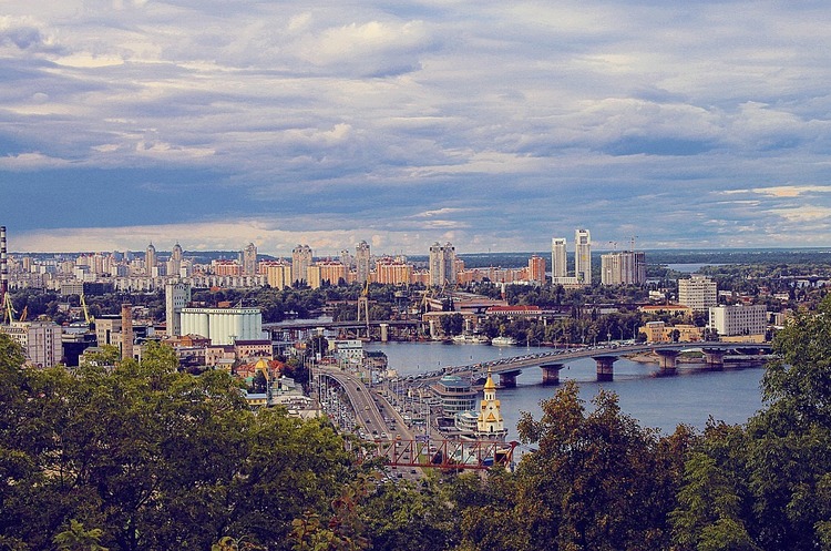 Кабмін затвердив перелік об'єктів великої приватизації Кабмін затвердив перелік об'єктів великої приватизації