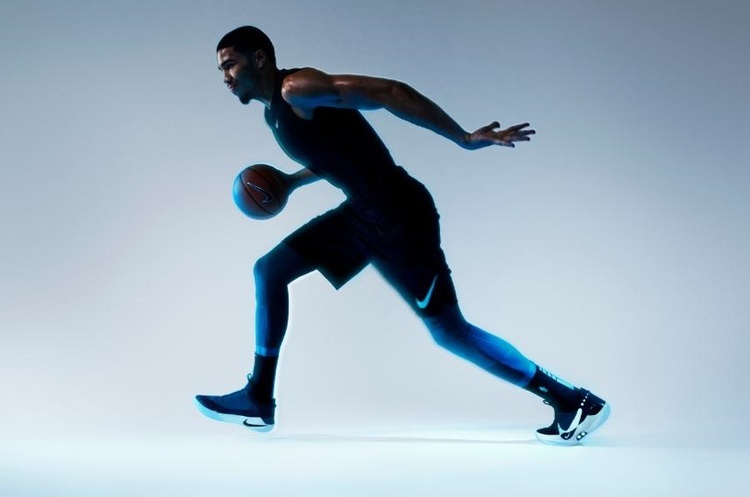 фото Nike Nike представила розумні кросівки (відео)