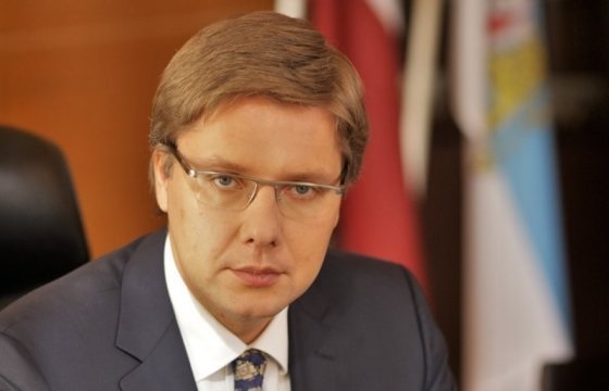 Ніл Ушаков, мер Риги У мера Риги провели обшуки за підозрою про участь у корупційних схемах