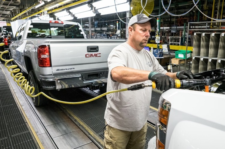 GM зупинила виробництво на 15 своїх заводах через нестачу газу GM зупинила виробництво на 15 своїх заводах через нестачу газу