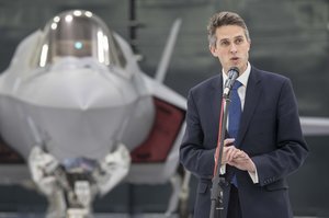 Росія має дорого заплатити за свої дії – міністр оборони Британії