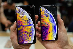 Продажі iPhone обвалилися в Китаї на 20%