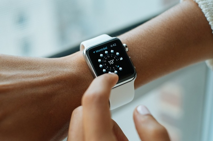 Huawei звинуватили у спробі викрадення технологій Apple Watch Huawei звинуватили у спробі викрадення технологій Apple Watch
