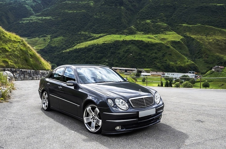 фото pixabay.com Daimler і BMW вкладуть 1 млрд євро в сервіс перевезень, який стане конкурентом Uber