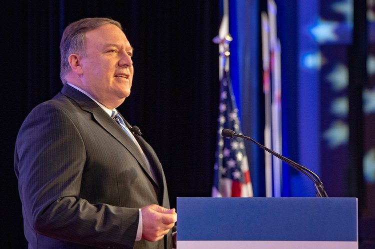 Майк Помпео Помпео прокоментував погрози Путіна націлити на США ракети
