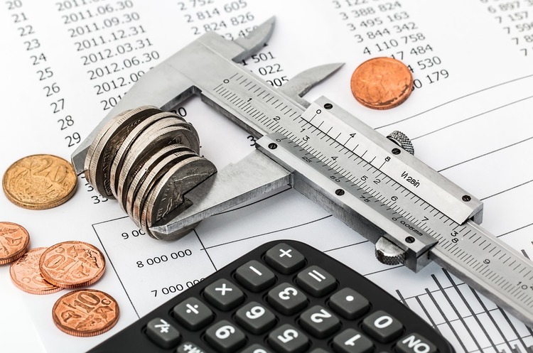 Фото: pixabay.com Відсьогодні норми продажу валютної виручки знижено до 30%