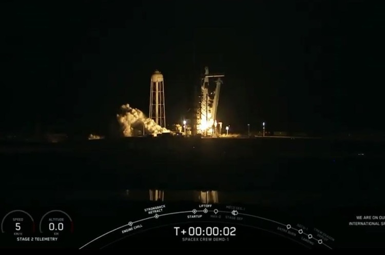 @SpaceX SpaceX відправила на МКС новий приватний космічний корабель Dragon-2