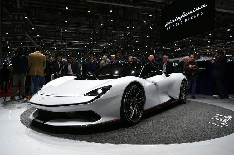 Pininfarina Battista Від 350 км/год і вище: на Женевському автосалоні представили найшвидші електрокари у світі