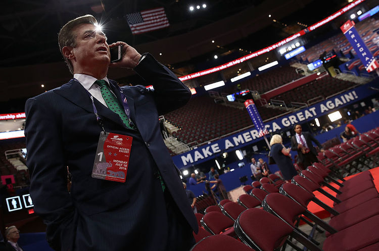 Пол Манафорт Манафорта засуджено до 47 місяців тюремного ув'язнення