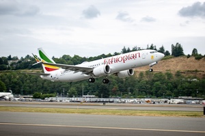  Boeing:     737 MAX