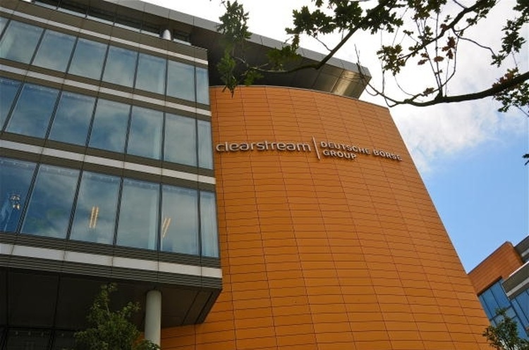 Фото: luxtimes.lu Міжнародний депозитарій Clearstream відкриває рахунок в цінних паперах в НБУ