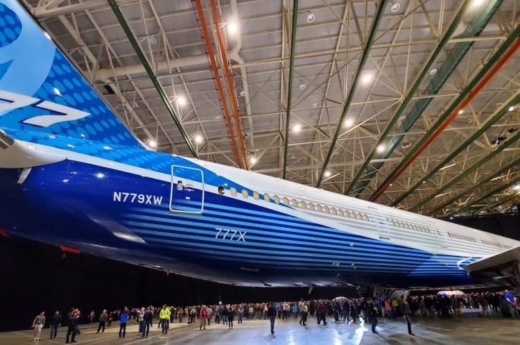Boeing представила найдовший у світі пасажирський лайнер
