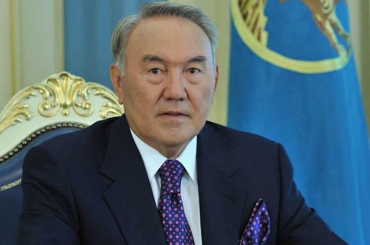 Нурсултан Назарбаєв Президент Казахстану Назарбаєв склав повноваження (ОНОВЛЮЄТЬСЯ)