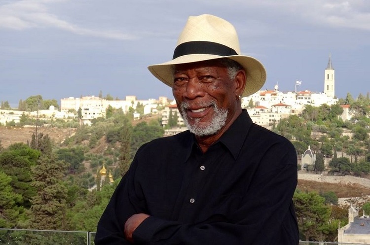 фото Facebook Morgan Freeman Актор Морган Фрімен перетворив 50 га свого ранчо на заповідник для бджіл