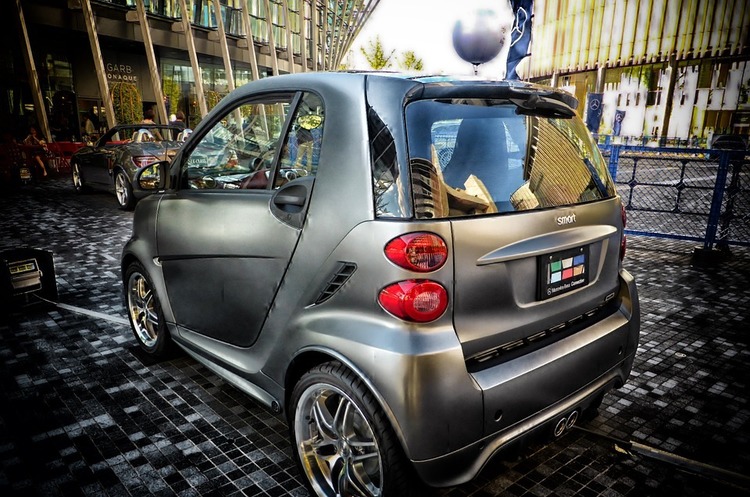 Daimler продає половину підрозділу Smart китайській Geely Daimler продає половину підрозділу Smart китайській Geely