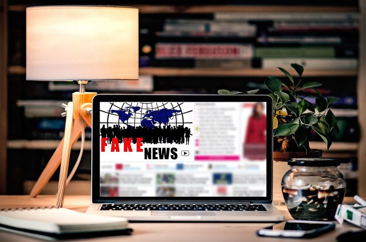 Фото: Pixybay Європейський акселератор StartupWiseGuys інвестує в український протифейковий сервіс