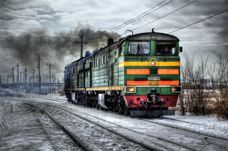 Фото: pixabay «Укрзалізниця» переплатить від 1132 до 1250 грн за тонну дизпального