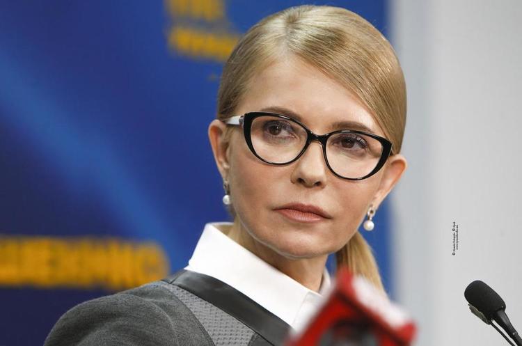 Юлія Тимошенко Тимошенко проголосувала на київському Подолі
