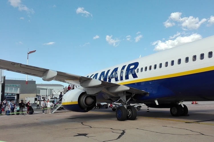фото pixabay.com Ryanair визнали однією з 10 найбрудніших компаній Європи