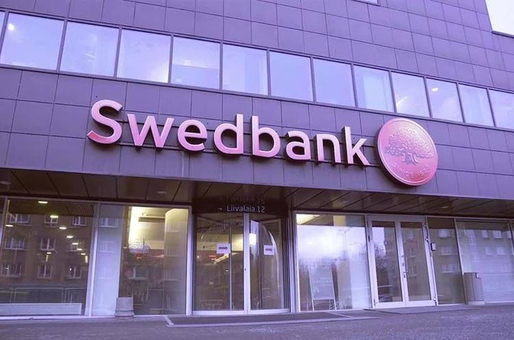 В естонських офісах Swedbank почались обшуки В естонських офісах Swedbank почались обшуки