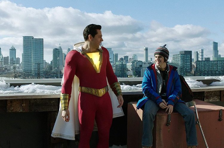 Shazam!      䳿 DC   $53   
