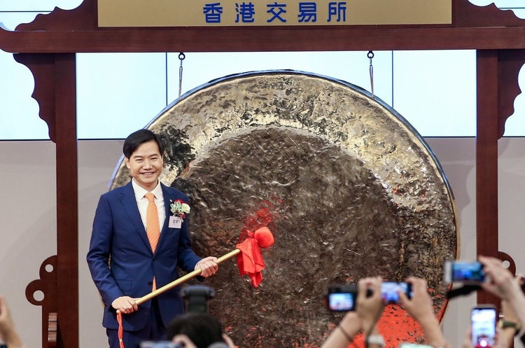 Twitter @leijun Глава Xiaomi пообіцяв віддати на благодійність свою премію в $960 млн