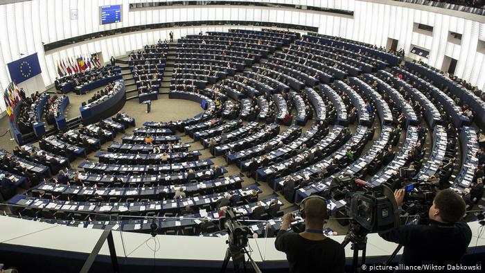 Розвідка ЄС зафіксувала спроби Росії вплинути на вибори до Європарламенту Розвідка ЄС зафіксувала спроби Росії вплинути на вибори до Європарламенту