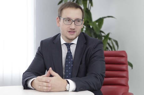  fintech:    -