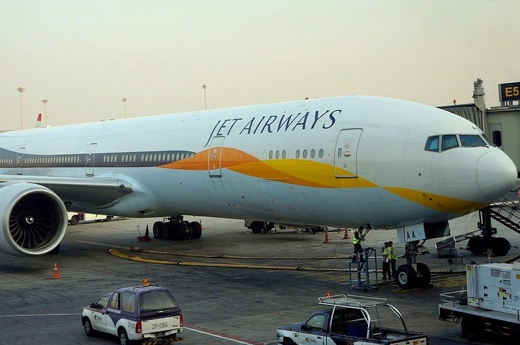 Jet Airways припиняє всі міжнародні польоти Jet Airways припиняє всі міжнародні польоти