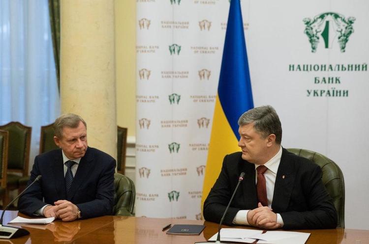 Фото: УНІАН Судді просять відкрити справу проти Порошенка та голови НБУ у звязку з рішенням по ПриватБанку