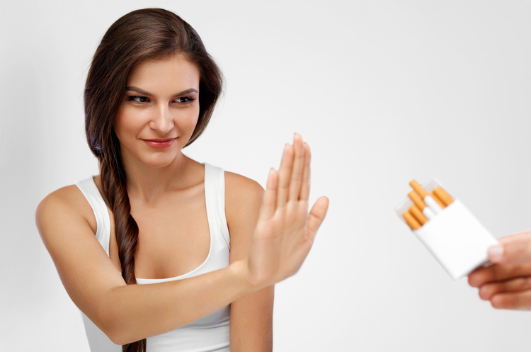 фото Shutterstock Philip Morris пропонуватиме страхові знижки тим, хто кинув курити