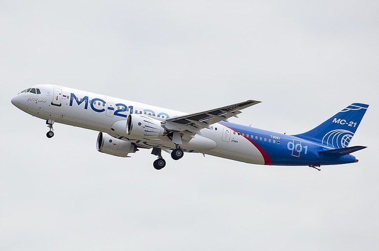 Виробник SSJ-100 просить ще 39 млрд рублів на «літак майбутнього» Виробник SSJ-100 просить ще 39 млрд рублів на «літак майбутнього»