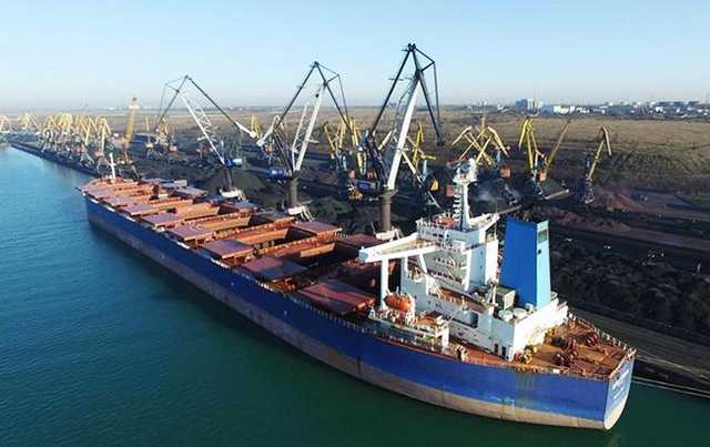 фото DR Укртранснафта має намір купити перевалочний комплекс біля порту «Південний»