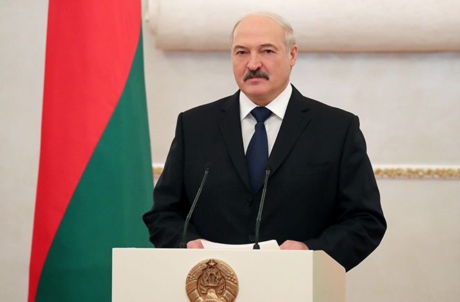 Лукашенко оцінив збитки від пошкодження труби «Дружба» забрудненою нафтою