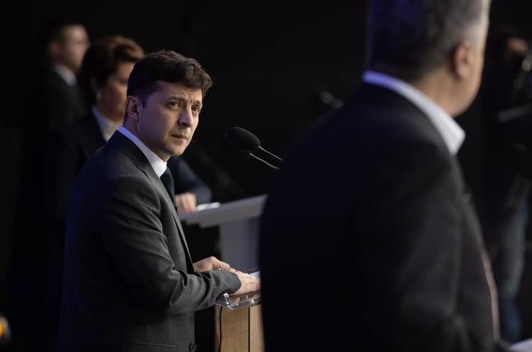 Фото: УНІАН Регламентний комітет Ради переніс розгляд дати інавгурації Зеленського на 15 травня