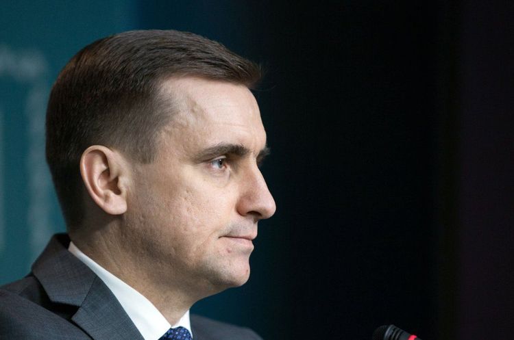 Костянтин Єлісєєв Порошенко звільнив Єлісєєва з посади заступника голови АП