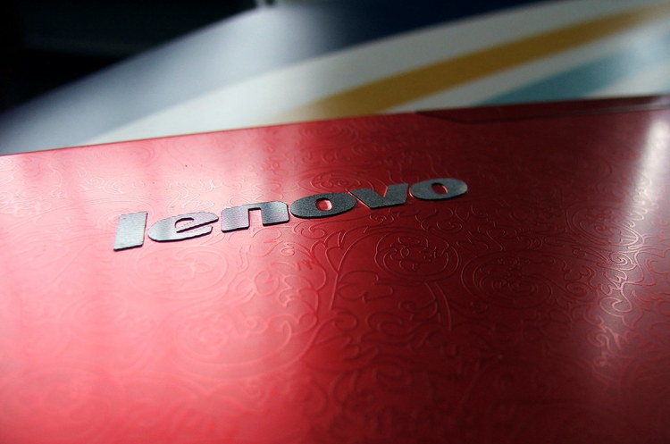 Lenovo готова «переїхати», якщо США введуть нові мита проти Китаю Lenovo готова «переїхати», якщо США введуть нові мита проти Китаю
