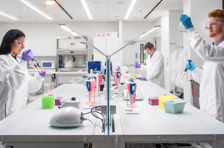 Швейцарська Novartis отримала дозвіл на продаж найдорожчого препарату в світі Швейцарська Novartis отримала дозвіл на продаж найдорожчого препарату в світі