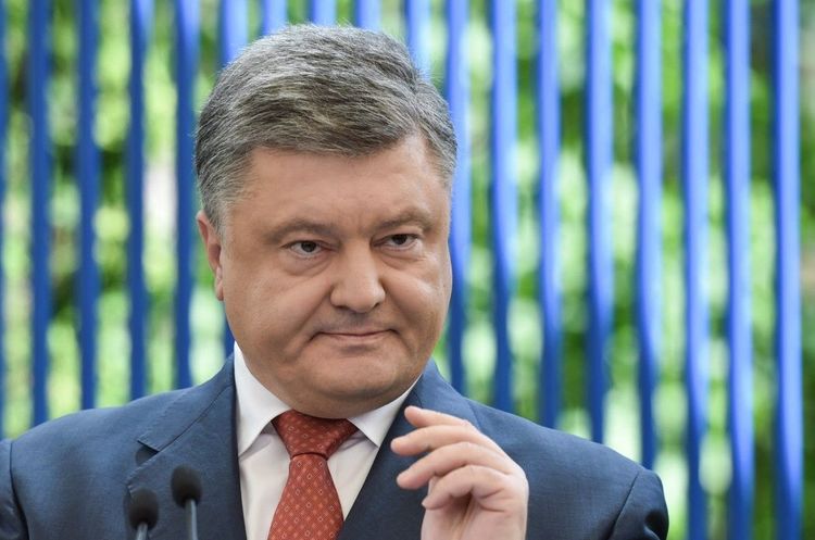 Фото: УНІАН Порошенко очолив партію «Європейська солідарність»