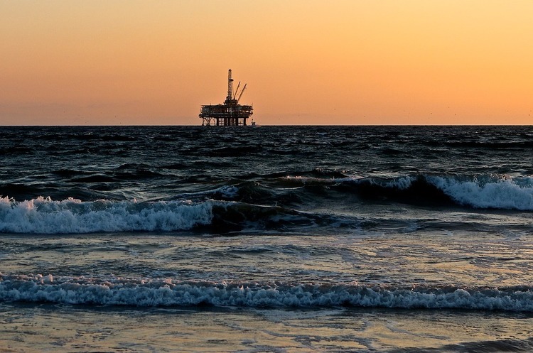 Фото: Pixybay Ціни на нафту Brent впали за травень на 9%, WTI подешевшала на 13%