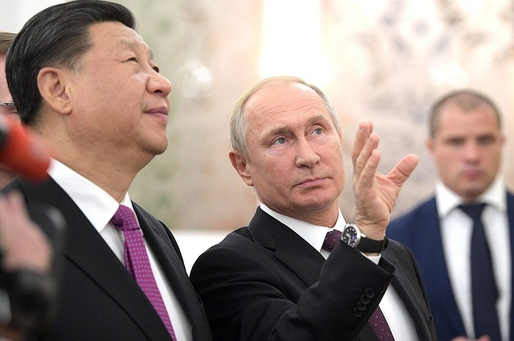 Сі Цзіньпін, Владімір Путін Сі Цзіньпін назвав Путіна «кращим другом» на тлі загострення відносин КНР та США