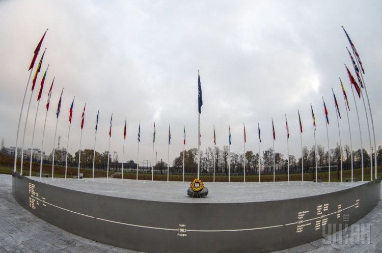Парламент привів у відповідність до стандартів НАТО українські військові стандарти Парламент привів у відповідність до стандартів НАТО українські військові стандарти