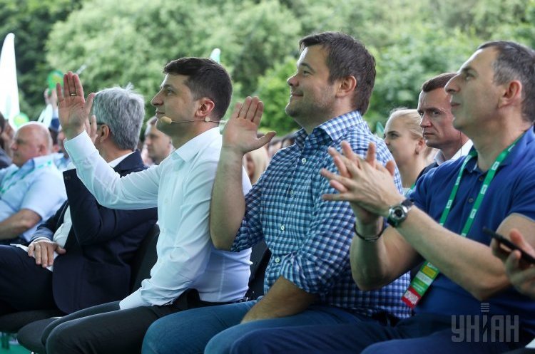 Зеленая сотня: как определяли кандидатов от партии «Слуга народа» Зеленая сотня: как определяли кандидатов от партии «Слуга народа»