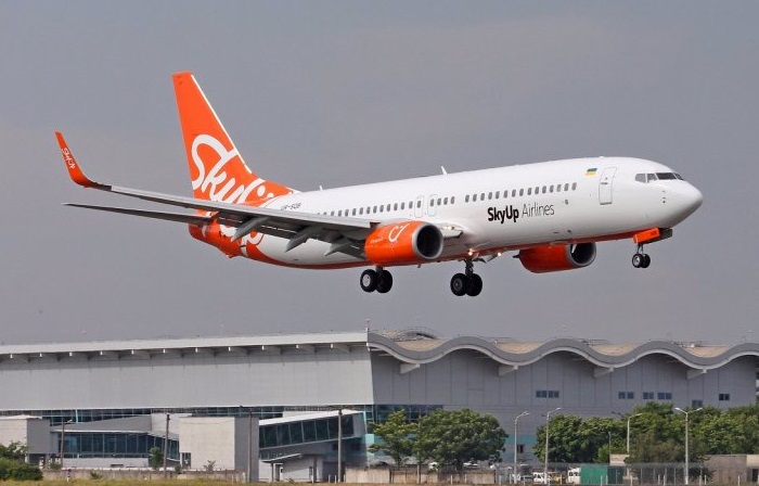 skyup-airlines.ru Суд призупинив ліцензію авіакомпанії SkyUp Airlines