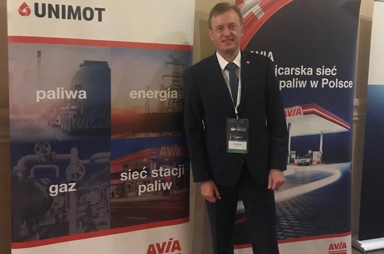 Адам Сікорський Польська Unimot залучить західного партнера для видобування газу в Україні