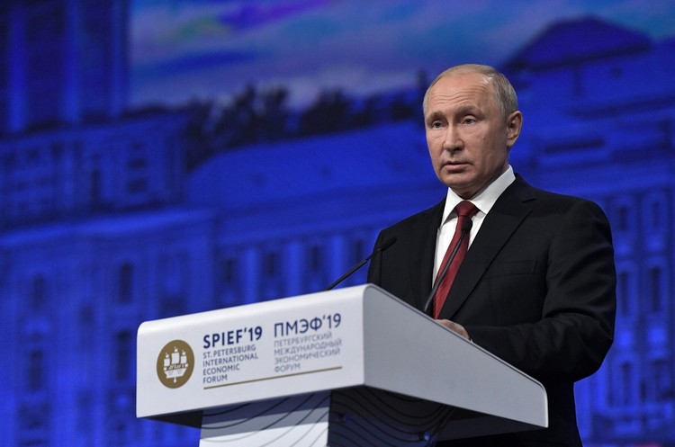 Владімір Путін РФ та Україна відновлять відносини, незважаючи на позицію українських еліт – Путін