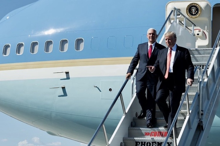 @realDonaldTrump Трамп назвав зрадою статтю NYT про кібератаки США проти Росії