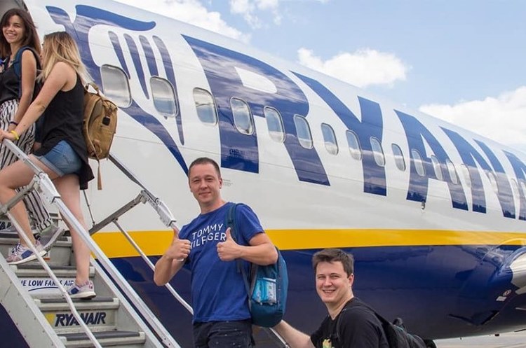Ryanair почала літати з Харкова Ryanair почала літати з Харкова
