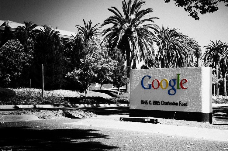 Google інвестує $1 млрд в будівництво доступного житла в Сан-Франциско Google інвестує $1 млрд в будівництво доступного житла в Сан-Франциско