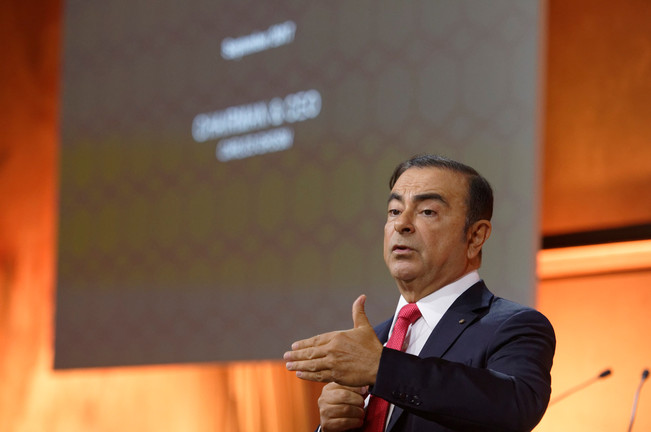Карлос Гон Карлоса Гона підозрюють у присвоєнні понад $3 млн коштів Renault